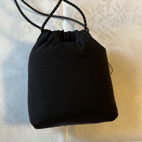 Bottega Veneta unisex Logo mini shoulder/ crossbody bag NWB - Picture 6 of 10